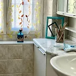 La Casa Di Ele, Parcheggio Privato Gratuito Appartamento La Spezia
