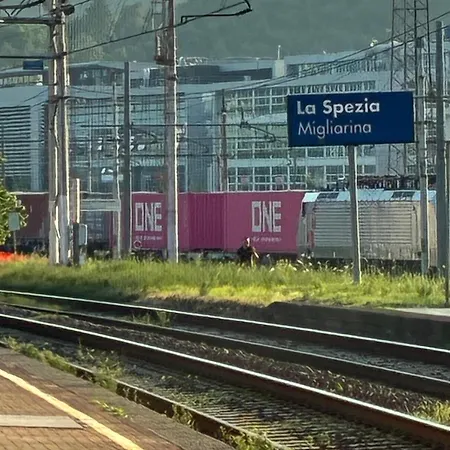 La Casa Di Ele, Parcheggio Privato Gratuito * La Spezia